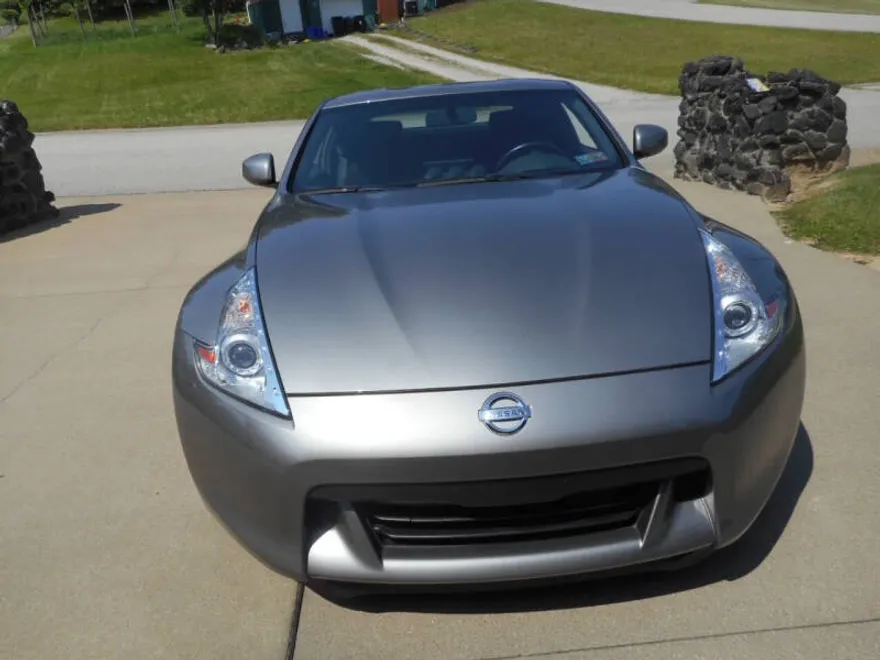 2009 Nissan 370Z Touring photo 1