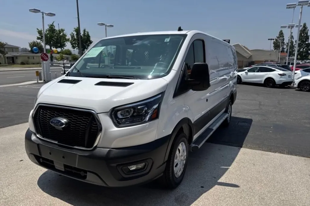 2023 Ford Transit photo 1