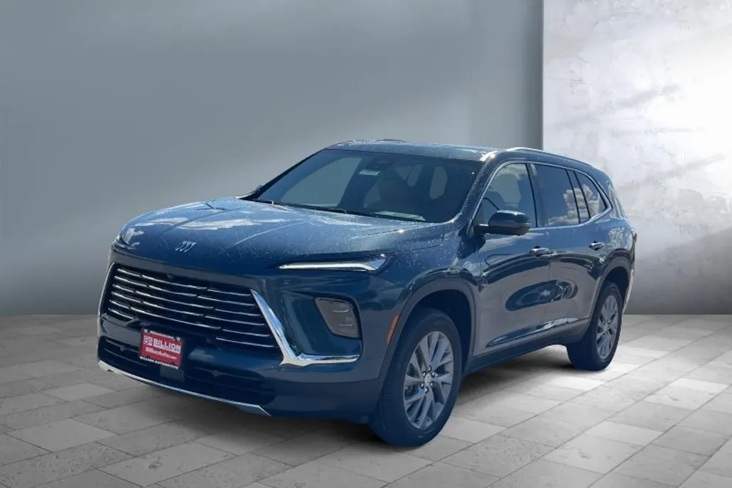 2026 Buick Enclave Preferred photo 1