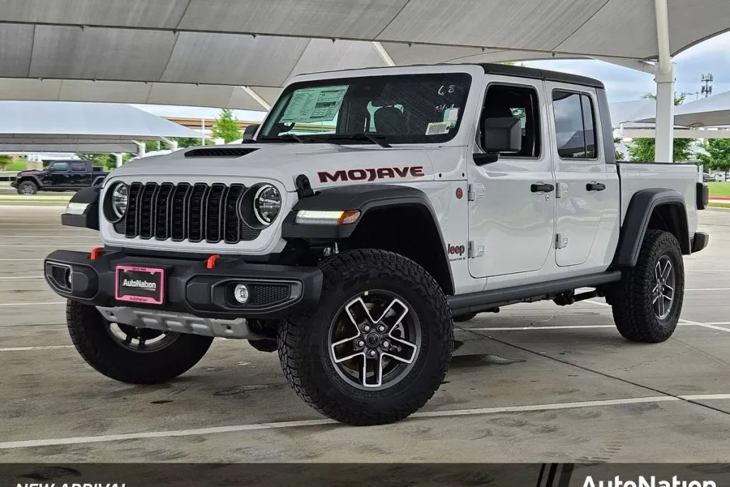 2025 Jeep Gladiator Mojave photo 1