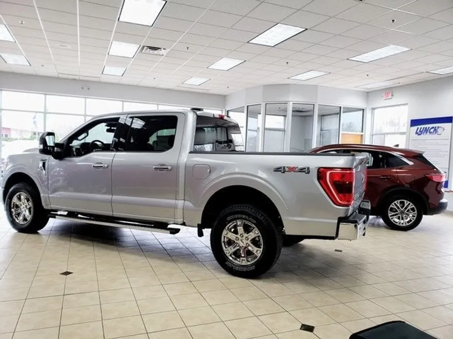 2020 Ford F-150 XLT photo 1