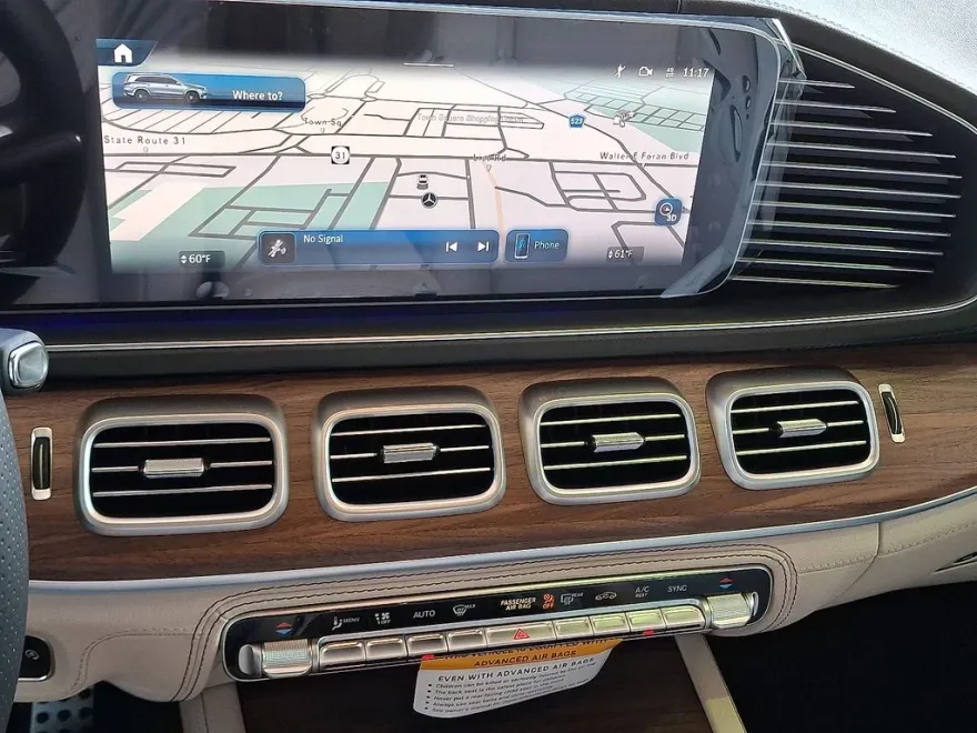 2026 Mercedes Benz GLS 580 4MATIC photo 1