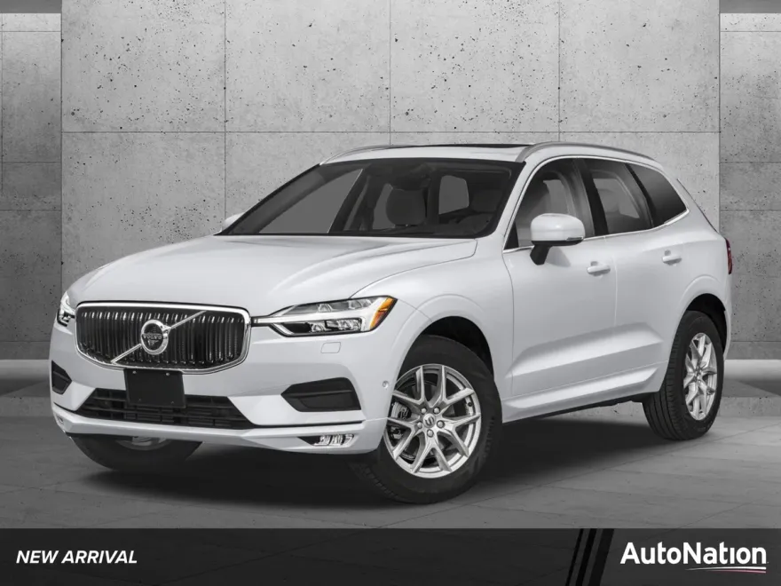 2018 Volvo XC60 T5 Momentum photo 1
