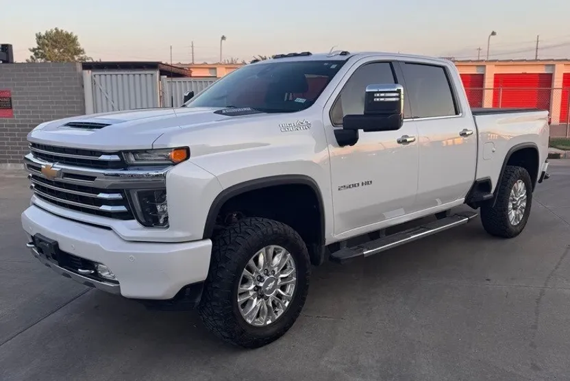 2020 Chevrolet Silverado 2500HD High Country photo 1