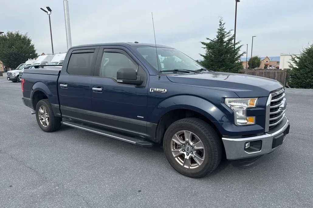 2015 Ford F-150 XLT photo 1