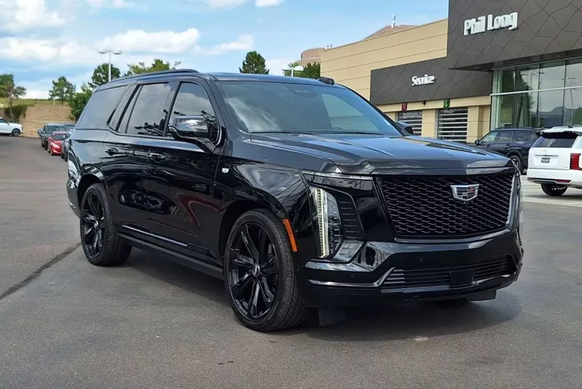 2025 Cadillac Escalade Sport photo 1