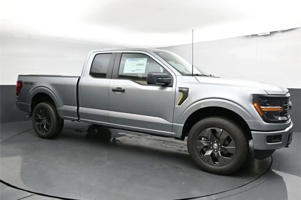 2025 Ford F-150 STX photo 1