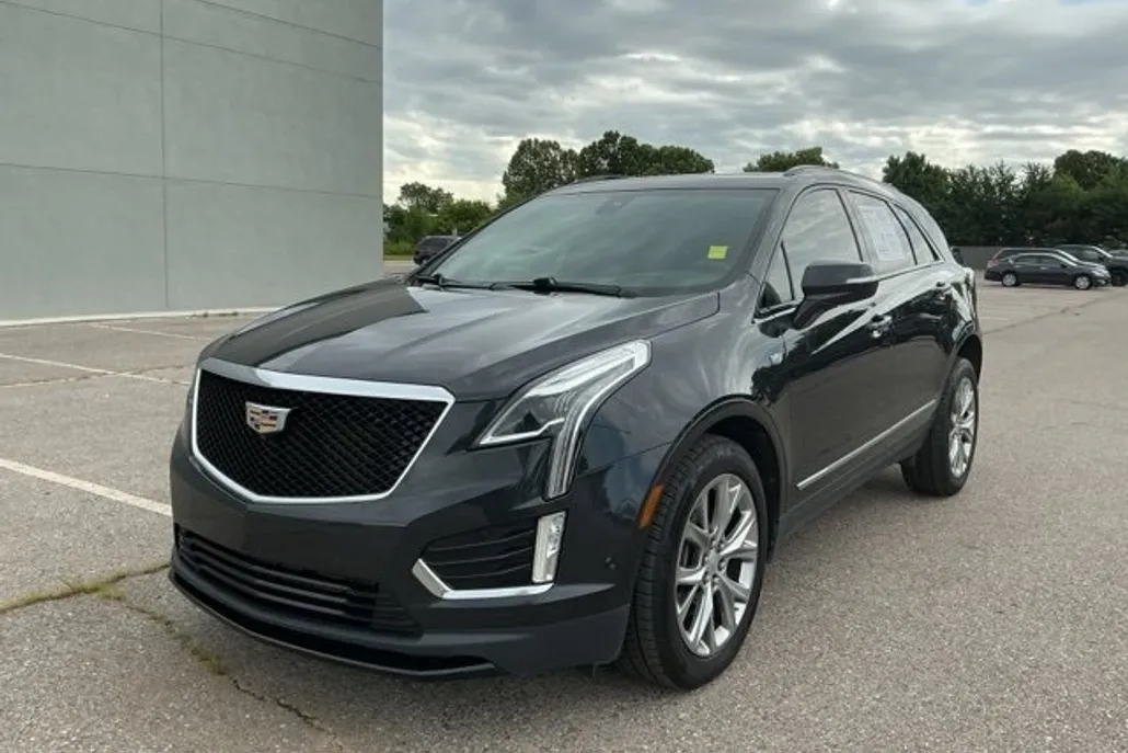 2020 Cadillac XT5 Sport photo 1