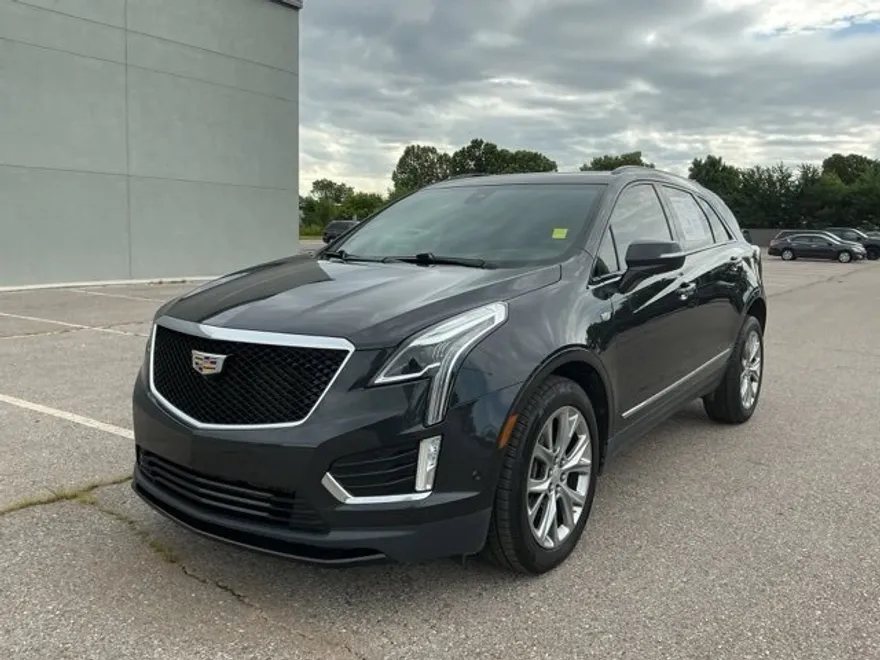 2020 Cadillac XT5 Sport photo 1