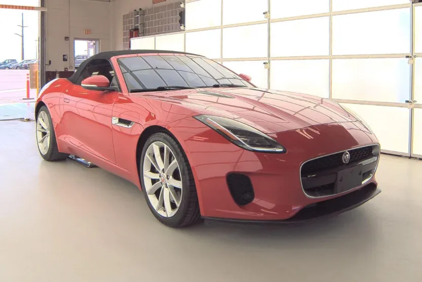 2018 Jaguar F-TYPE Base photo 1