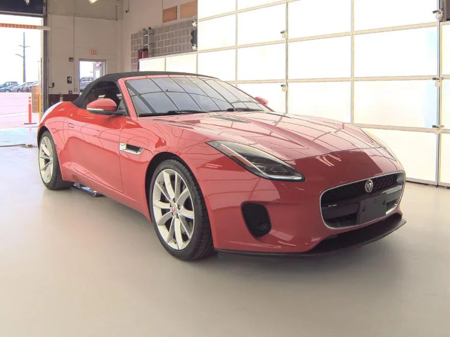 2018 Jaguar F-TYPE Base photo 1