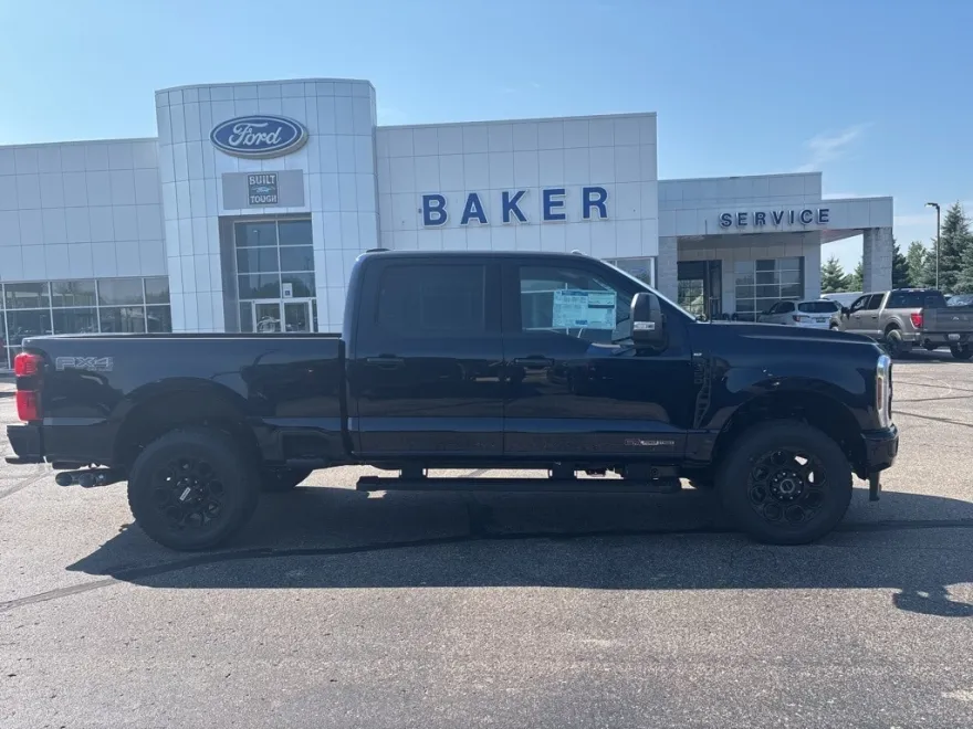 2025 Ford F-350 XLT photo 1