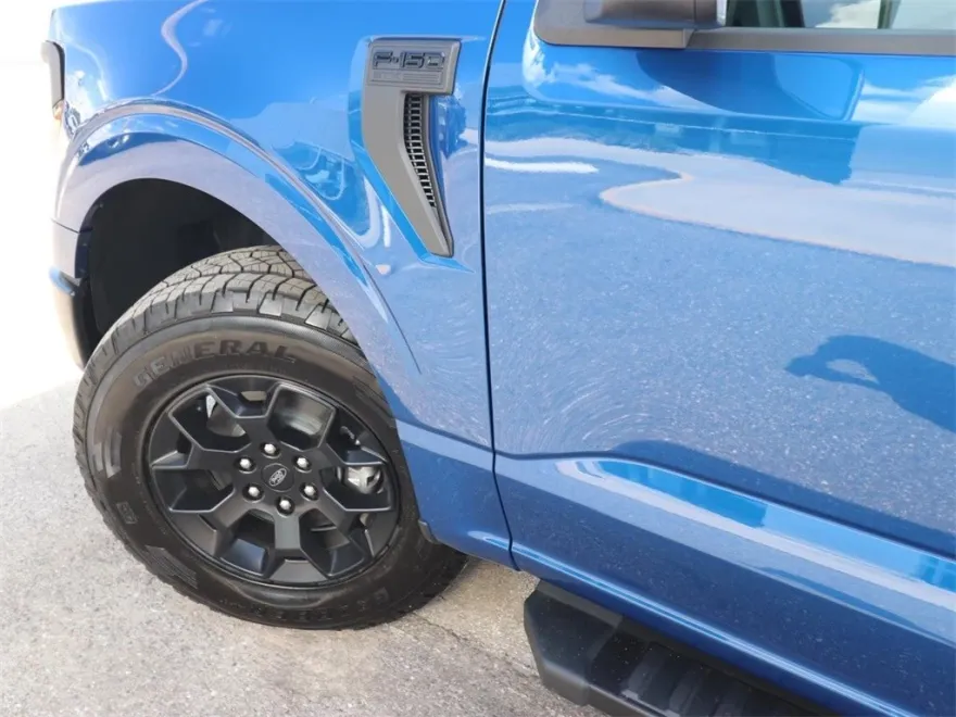 2025 Ford F-150 STX photo 1
