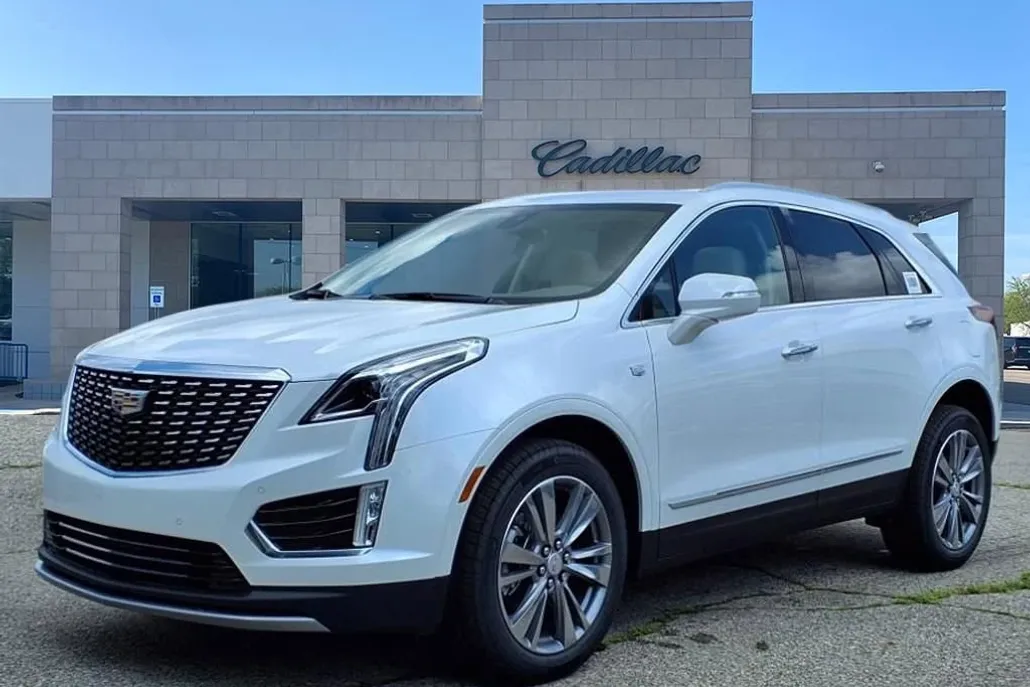 2025 Cadillac XT5 Premium Luxury photo 1
