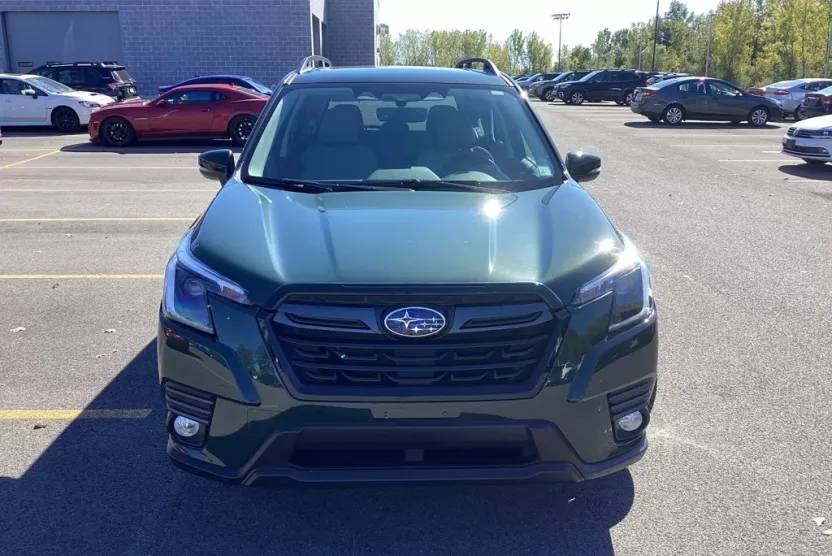 2022 Subaru Forester Limited photo 1