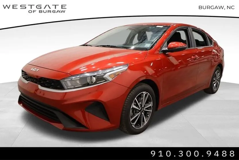 2022 Kia Forte LXS photo 1