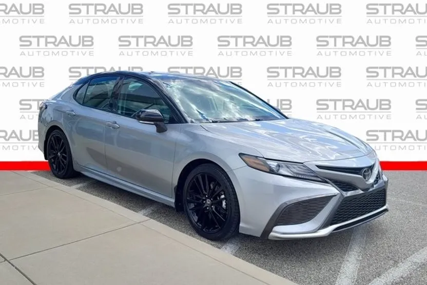 2021 Toyota Camry XSE photo 1