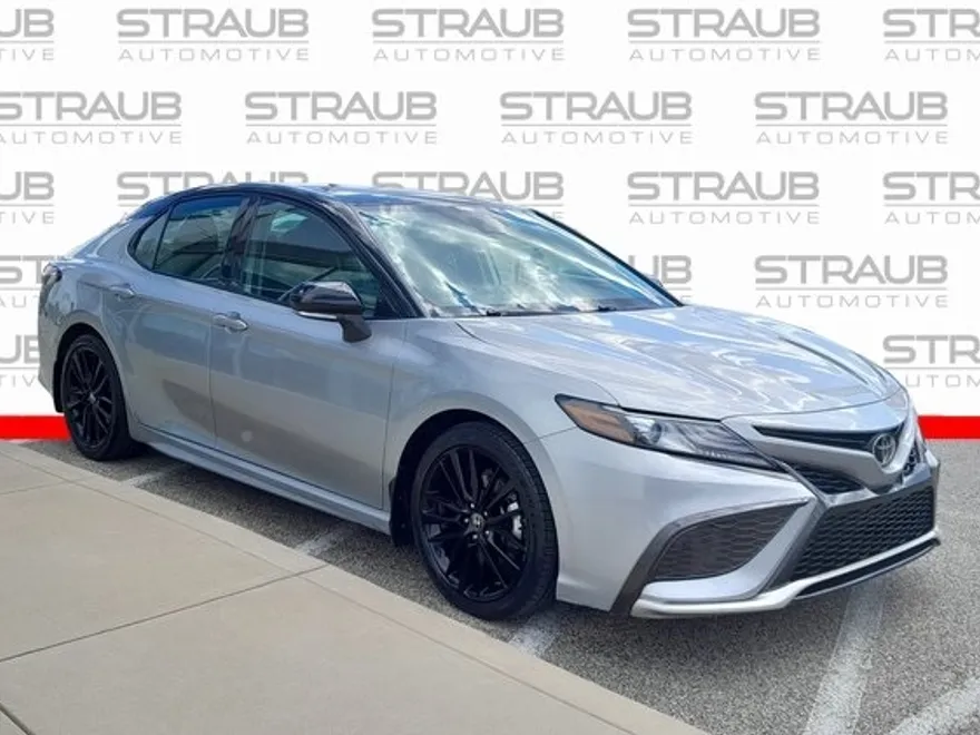 2021 Toyota Camry XSE photo 1