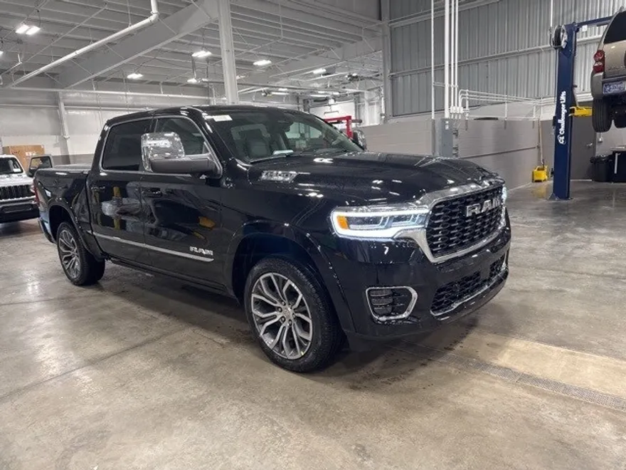 2025 Ram 1500 photo 1