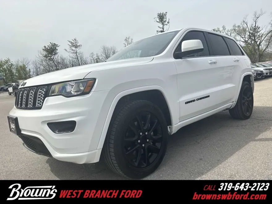 2021 Jeep Grand Cherokee Laredo X photo 1