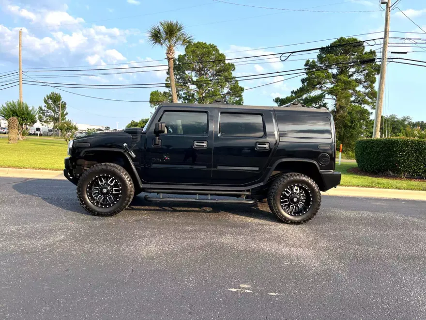 2005 Hummer H2 3/4 Ton photo 1