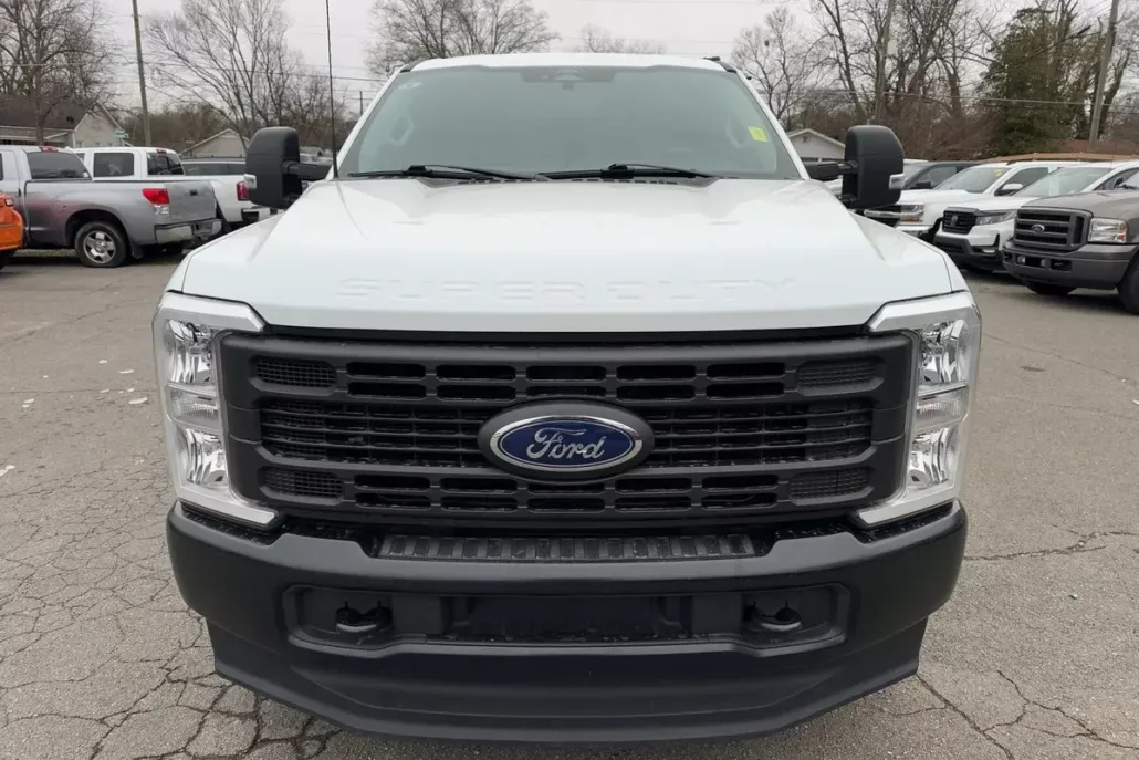2024 Ford F-350 XL photo 1