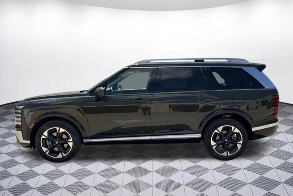 2026 Hyundai Palisade Limited photo 1