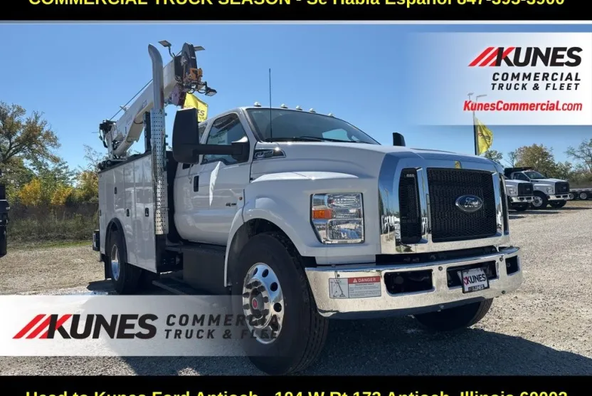 2026 Ford F-750 Base photo 1