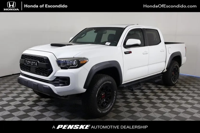 2019 Toyota Tacoma TRD Pro photo 1