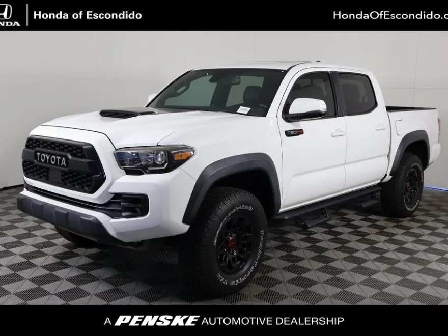 2019 Toyota Tacoma TRD Pro photo 1