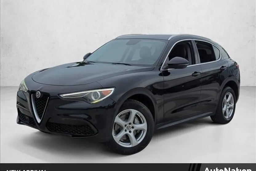 2018 Alfa Romeo Stelvio STELVIO Q4 photo 1