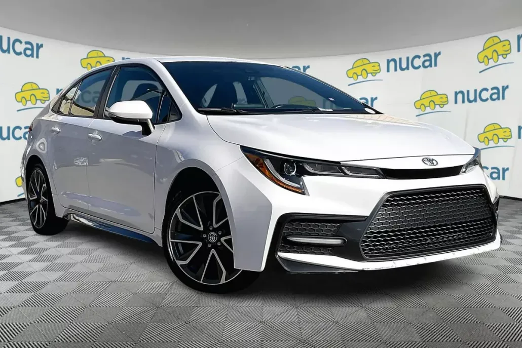 2021 Toyota Corolla SE photo 1