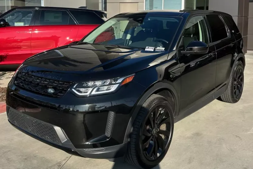2023 Land Rover Discovery Sport S photo 1