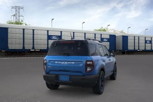 2025 Ford Bronco Sport Outer Banks photo 1