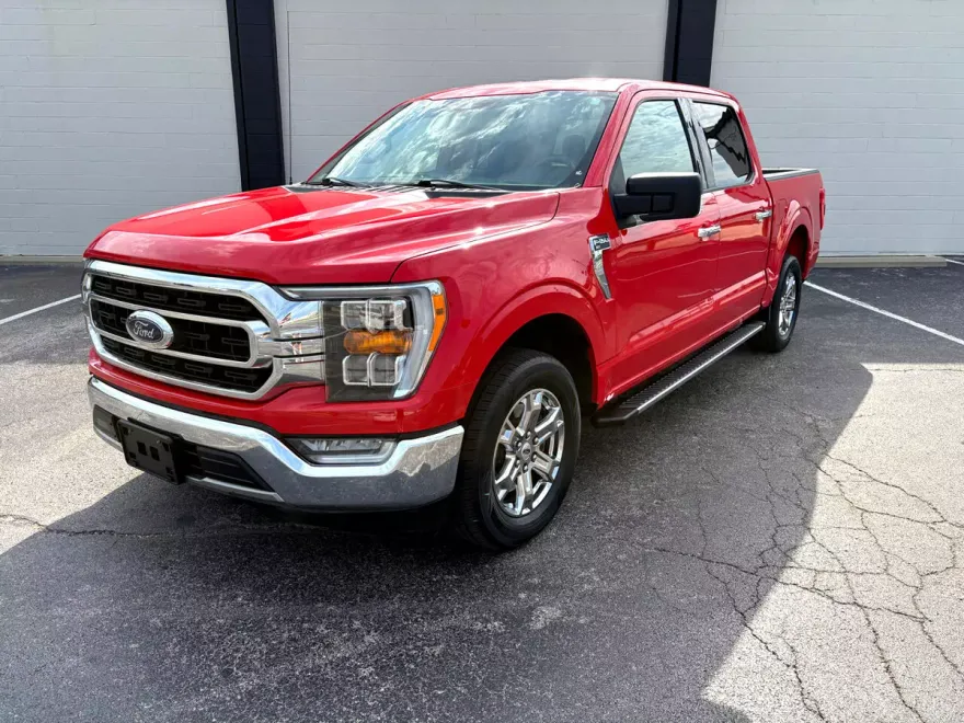 2021 Ford F-150 XLT photo 1