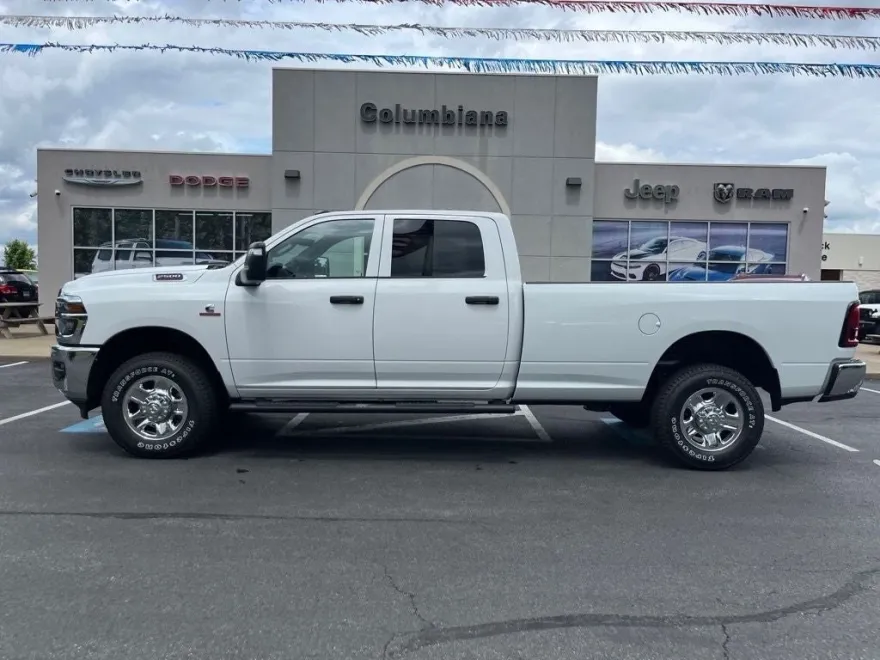 2025 Ram 2500 Tradesman photo 1