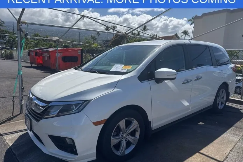 2019 Honda Odyssey EX photo 1
