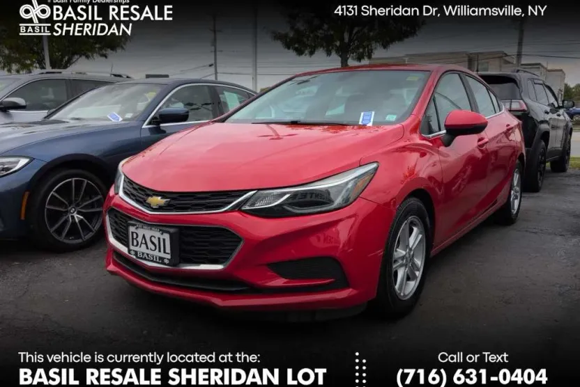 2016 Chevrolet Cruze LT photo 1