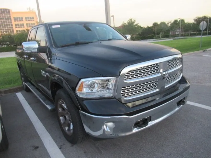 2016 Ram 1500 Laramie photo 1
