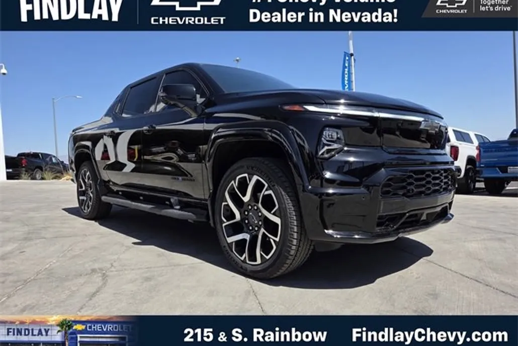 2024 Chevrolet Silverado EV RST photo 1