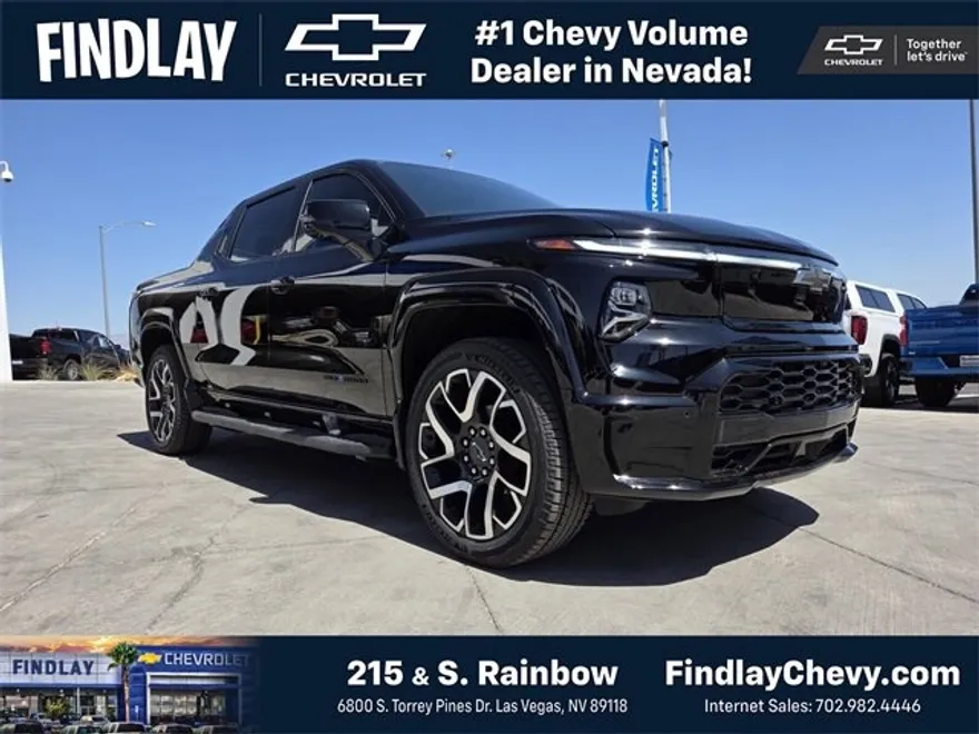 2024 Chevrolet Silverado EV RST photo 1