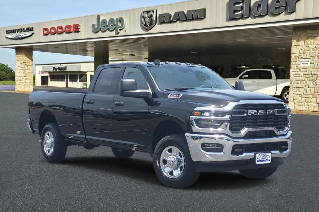 2025 Ram 2500 Tradesman photo 1
