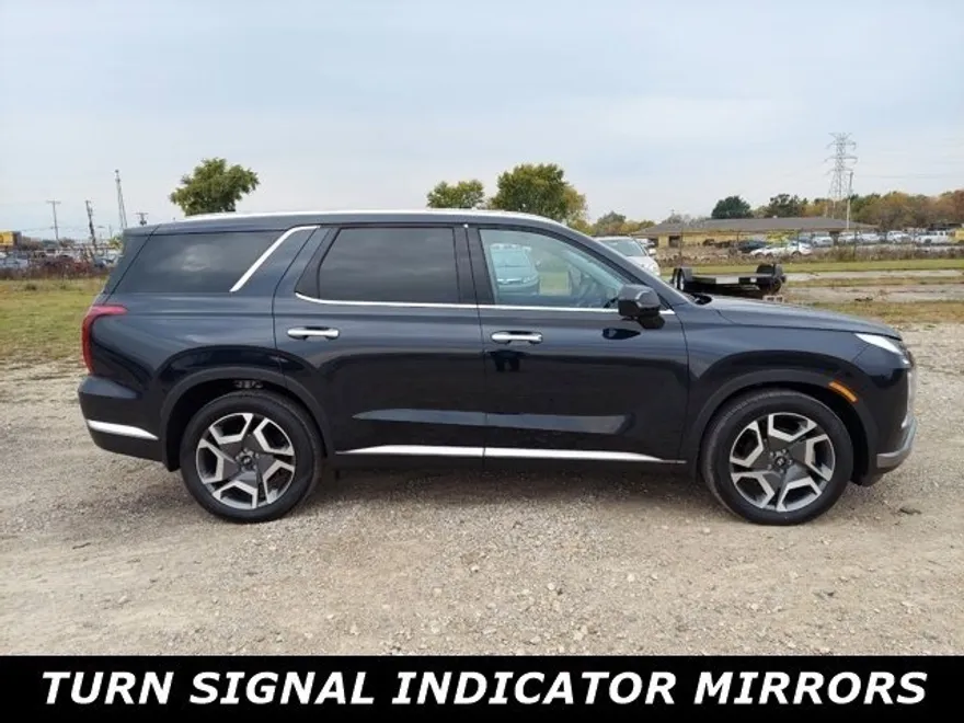 2024 Hyundai Palisade Limited photo 1