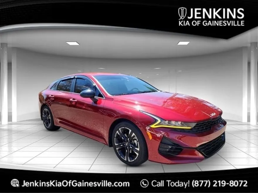 2022 Kia K5 GT-Line photo 1