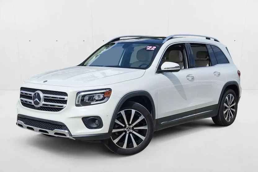 2022 Mercedes Benz GLB 250 photo 1