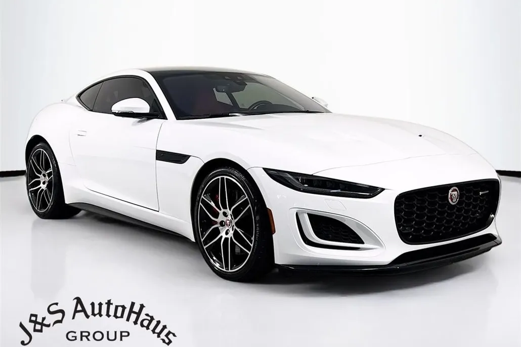 2022 Jaguar F-TYPE P450 photo 1