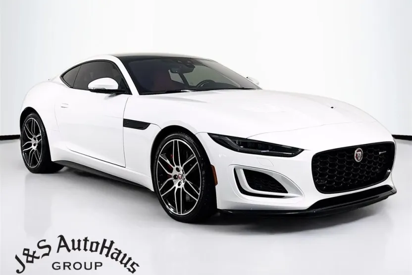 2022 Jaguar F-TYPE P450 photo 1