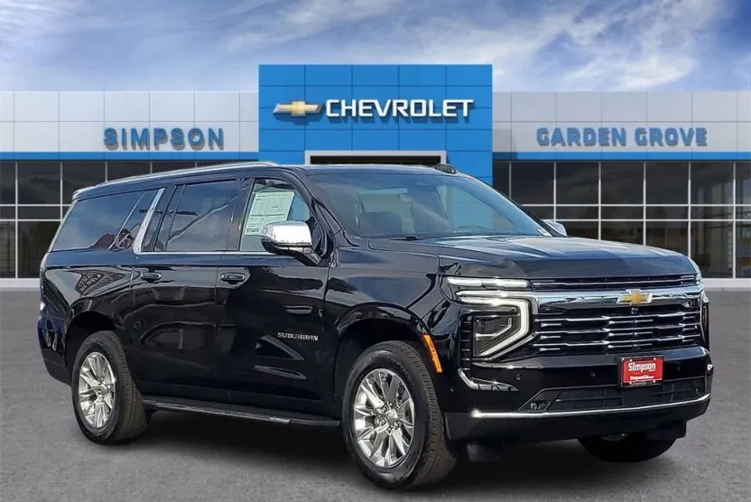 2025 Chevrolet Suburban Premier photo 1