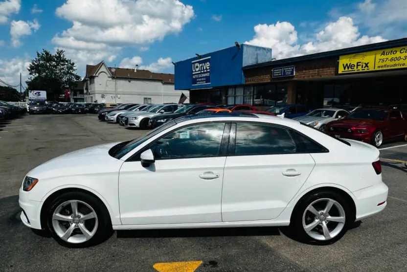 2016 Audi A3 2.0T Quattro Premium photo 1