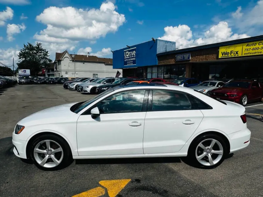 2016 Audi A3 2.0T Quattro Premium photo 1